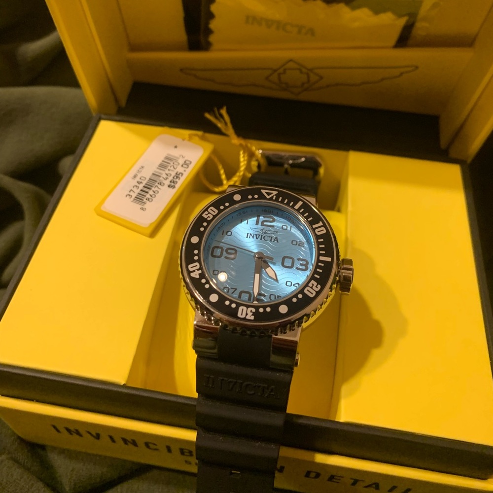 Invicta Women’s Pro Diver Ocean Voyage strap watch